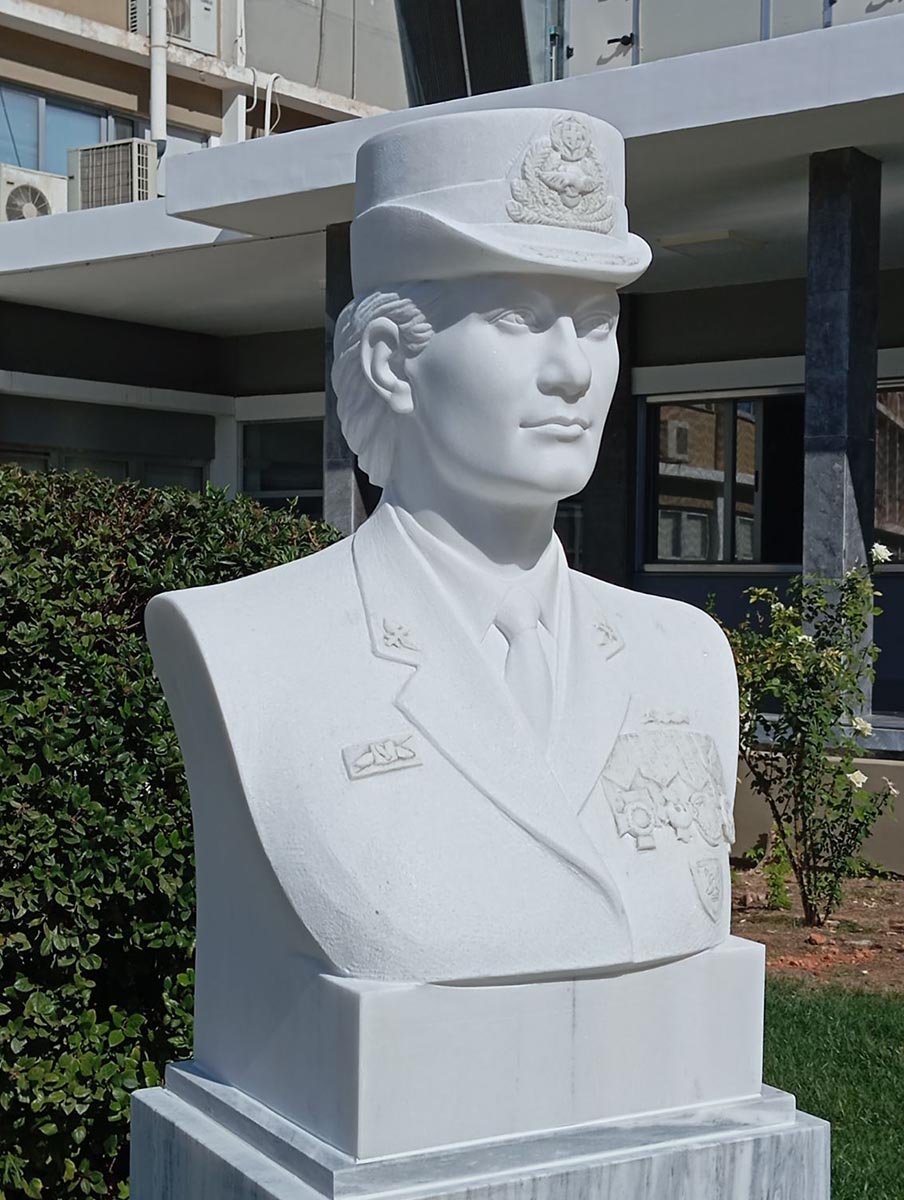κατασκευή προτομής, μαρμάρινες προτομές, μπρούτζινες προτομές, δημιουργία προτομής μνημείων, εργαστήριο γλυπτικής